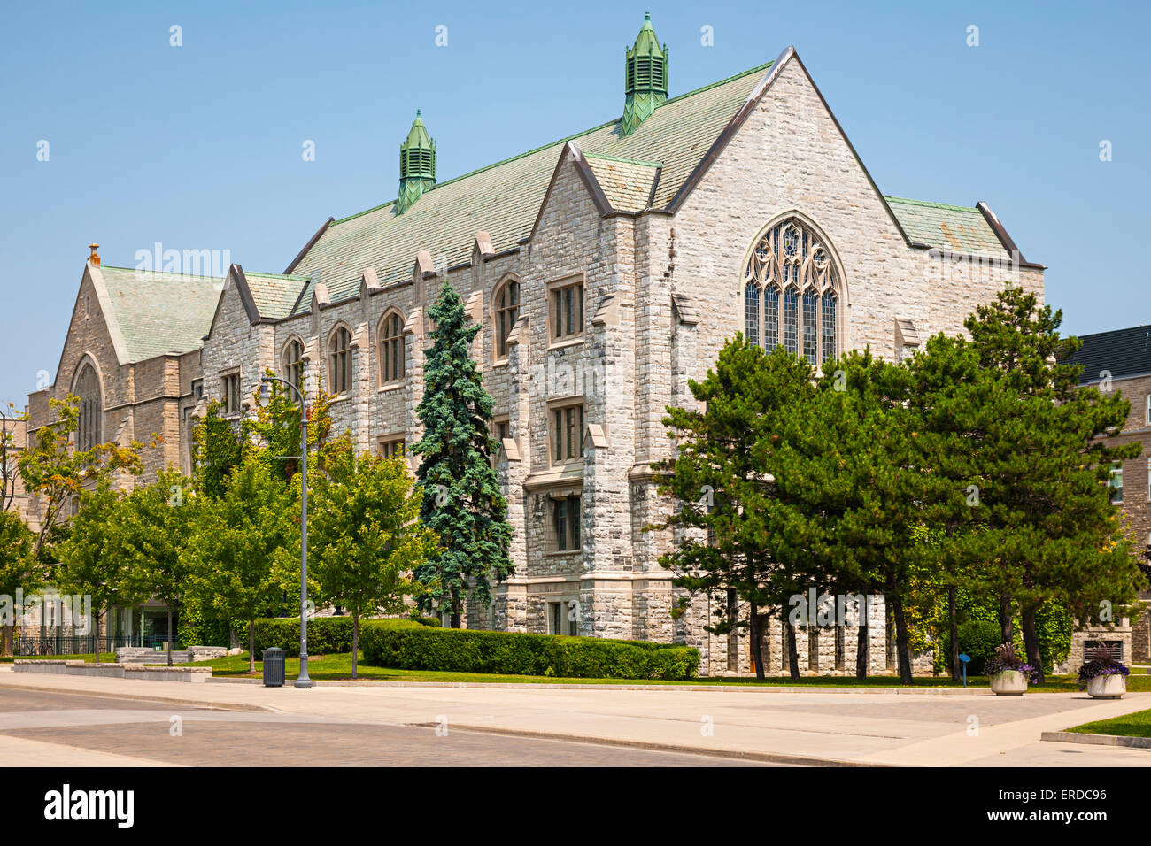 Douglas Library building on campus of Queen's University in Kingston, Ontario, Canada. Stock Photo
