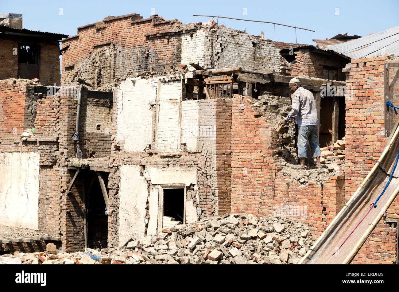 Nepal earthquake 2015 hi-res stock photography and images - Alamy
