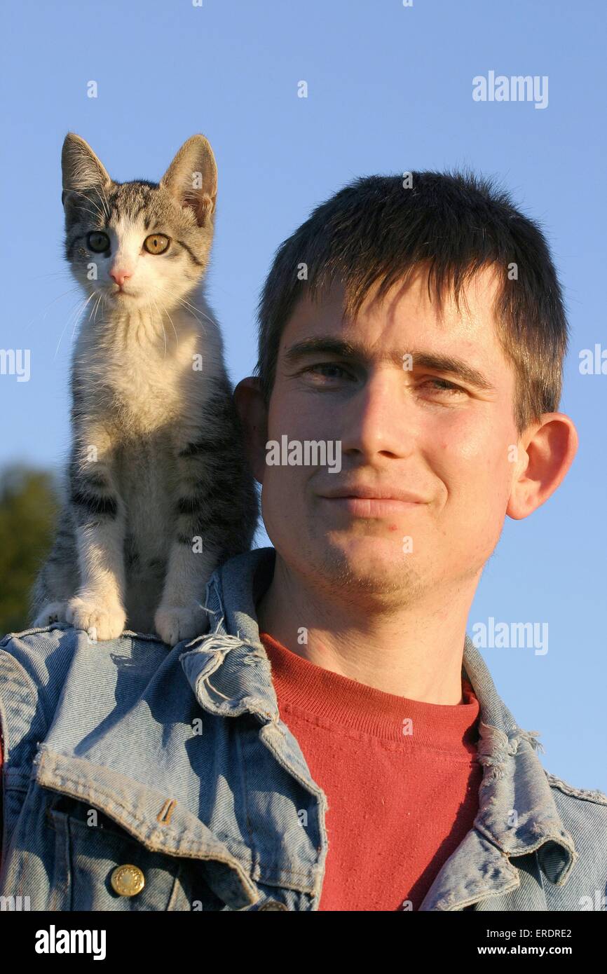 Cat man outdoor hi-res stock photography and images - Alamy