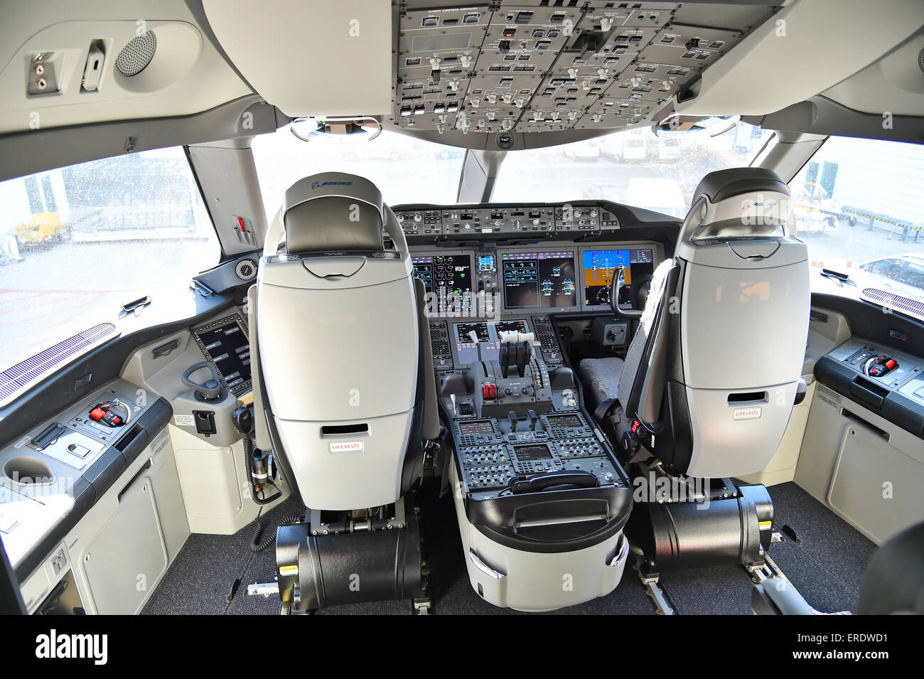 Cockpit, Dreamliner Boeing B 787-900, All Nippon Airways, Munich Airport Franz Josef Strauß, Erding, Munich, Upper Bavaria Stock Photo