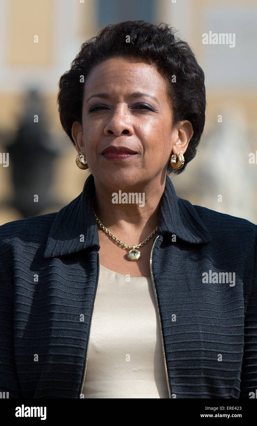 Loretta lynch hires stock photography and images Alamy