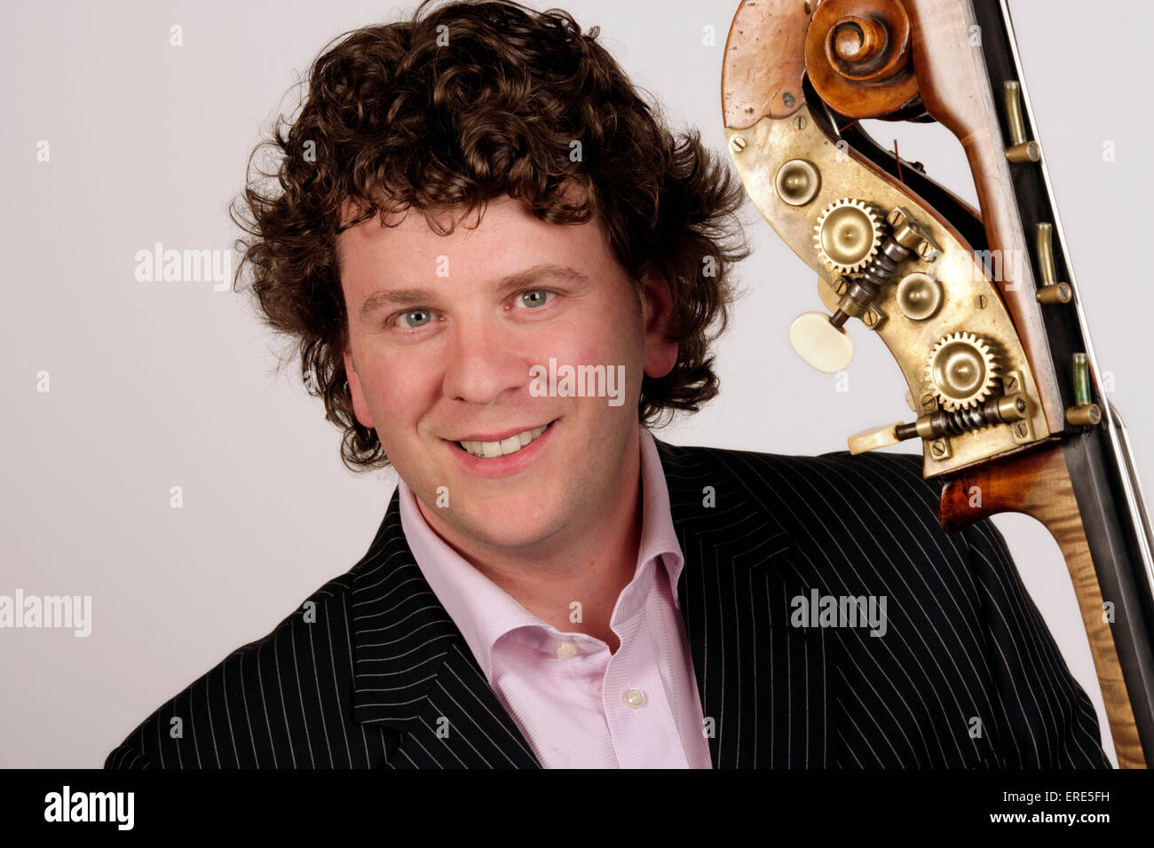 Dominic Seldis, (B.Suffolk, June 1971) British Double Bass soloist, new