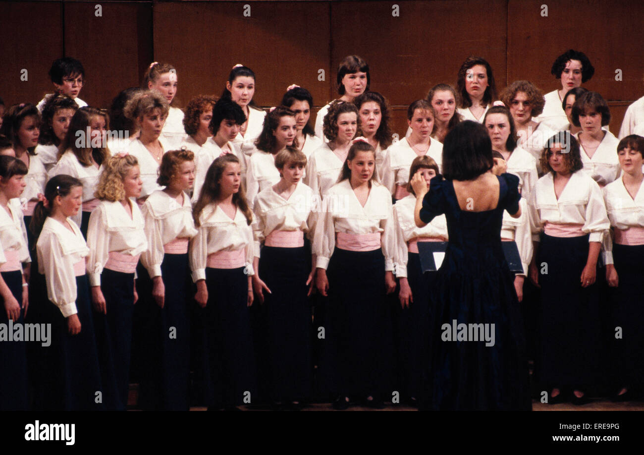 CHOIR girls Stock Photo Alamy
