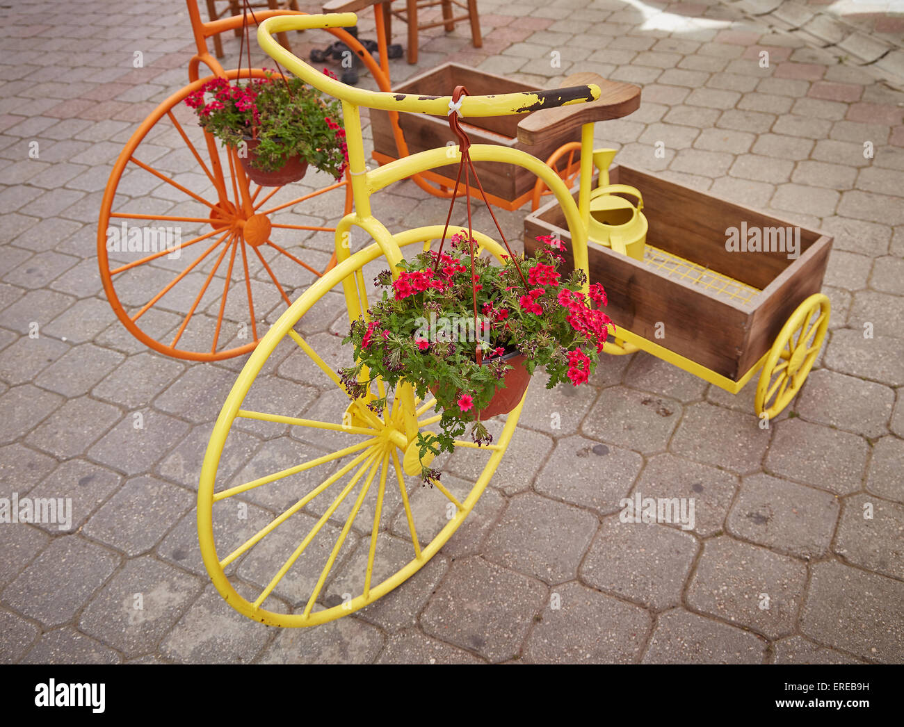 penny farthing plant holder