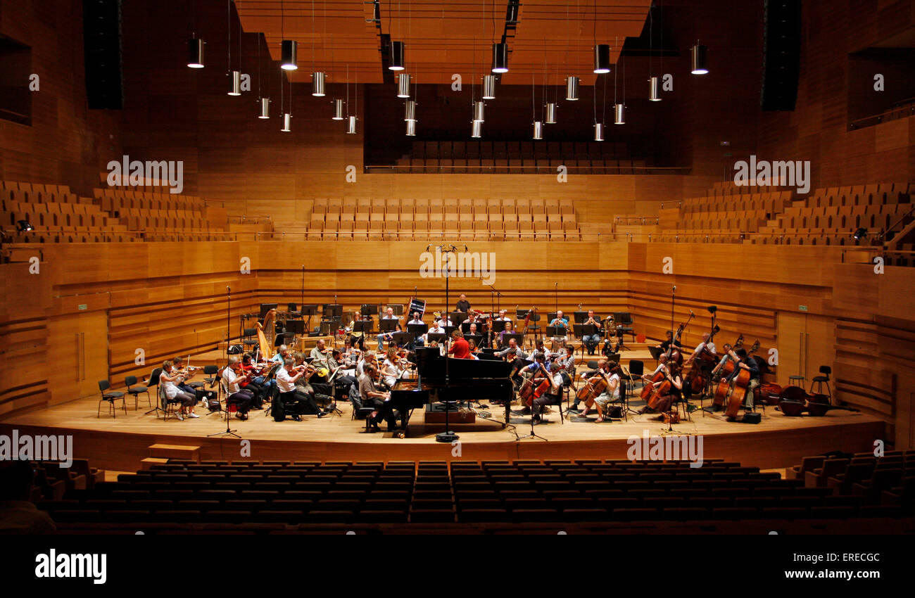 Centro Cultural Miguel Delibes, concert hall, Vallidolid, Spain - Interior, Piano Louis Lortie, BBC National Orchestra of Wales Stock Photo