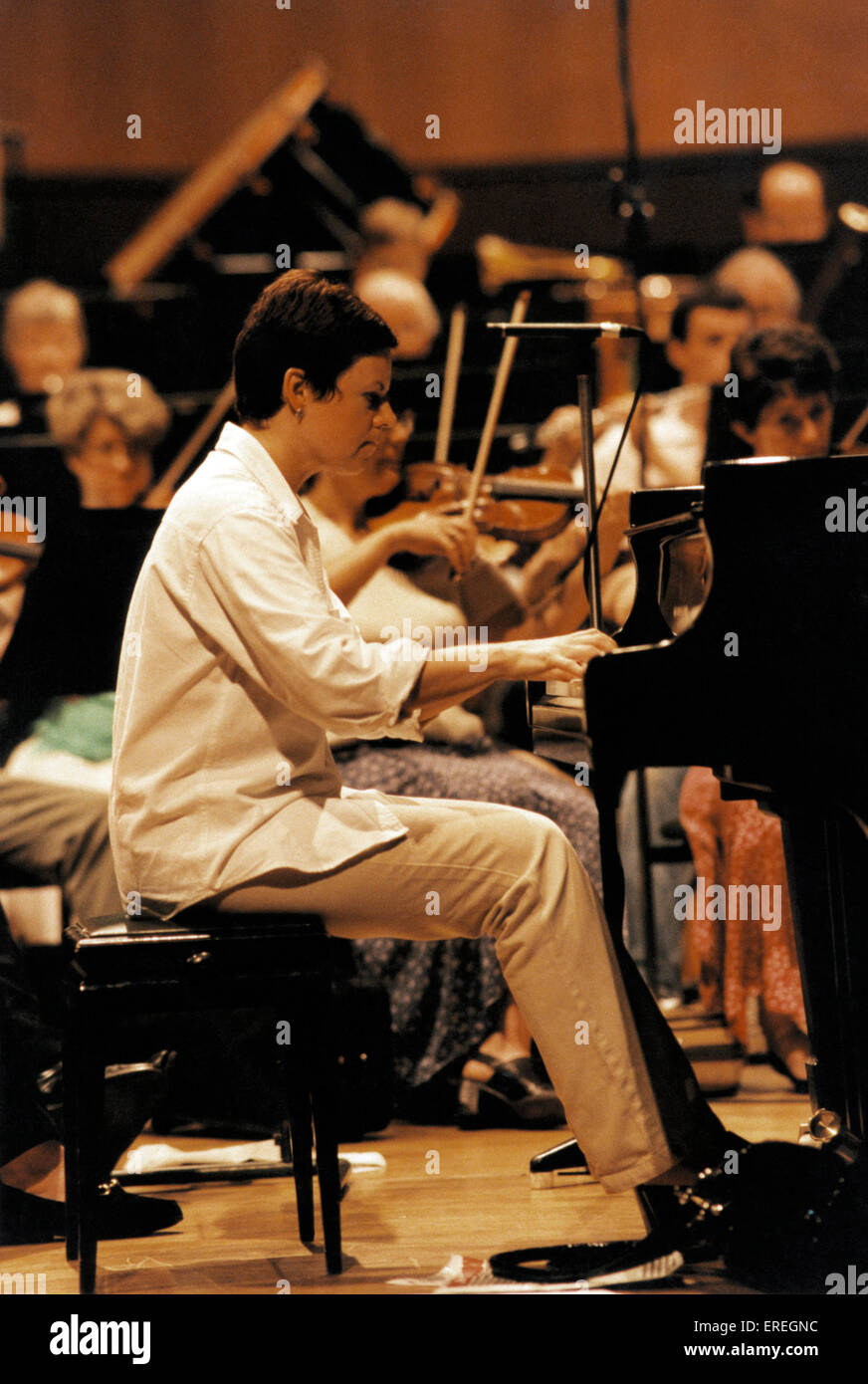 Kathryn Stott playing piano with BBC National Orchestra of Wales, 1998. British pianist Stock Photo