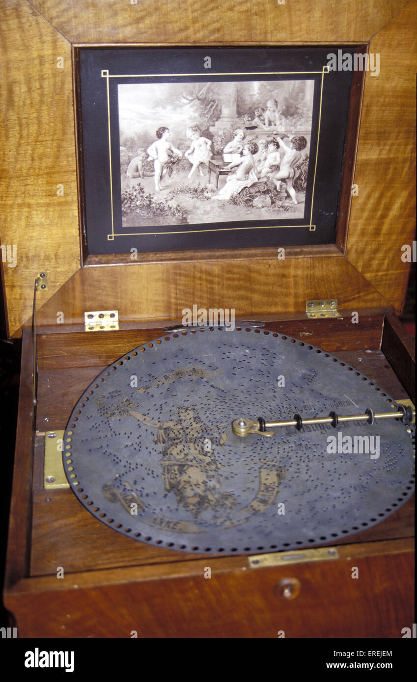 Musical boxes hires stock photography and images Alamy