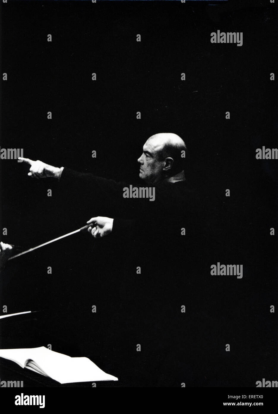 Vernon Handley conducting. English Conductor, b.1930. Stock Photo