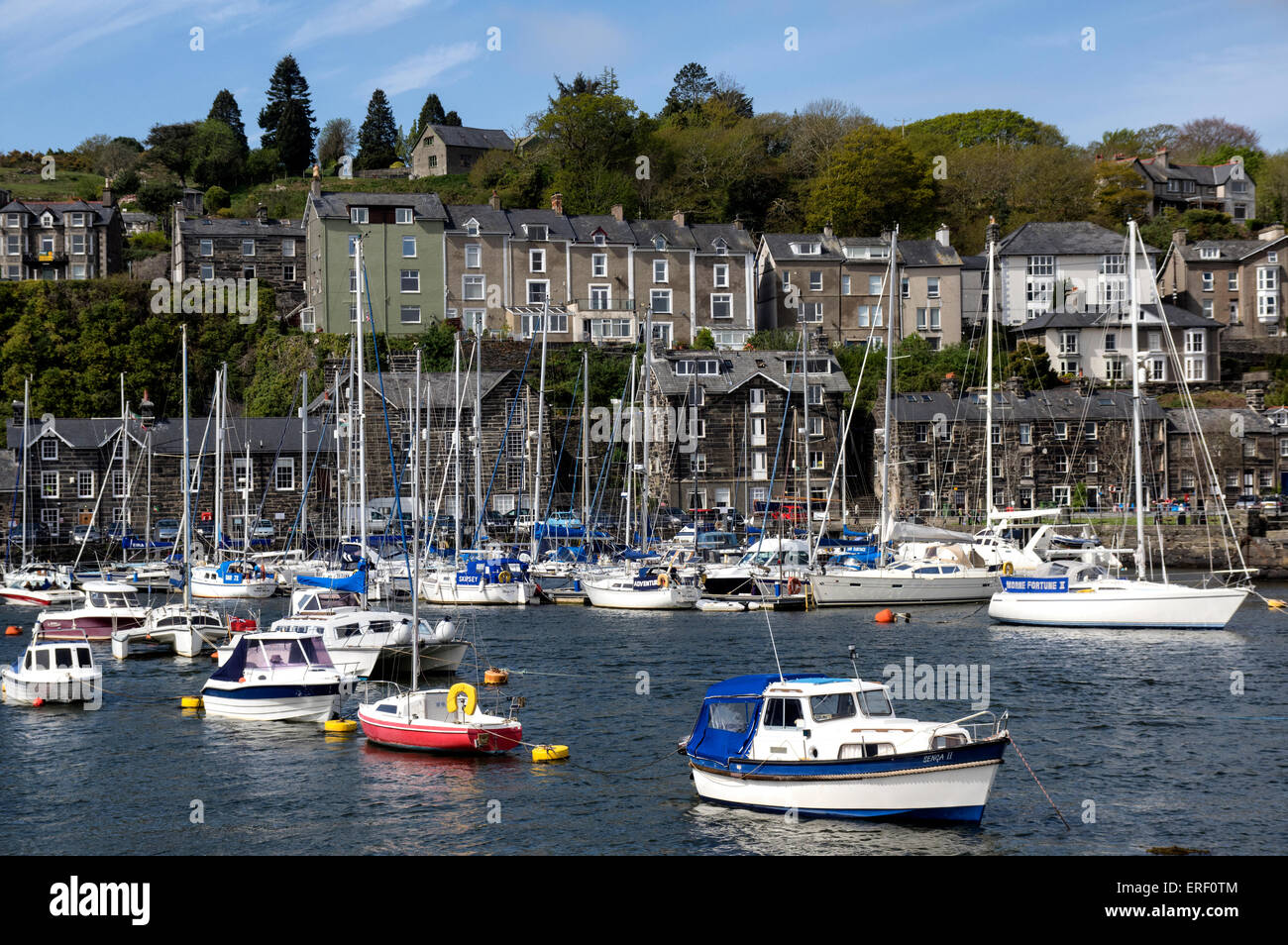 Porthmadog harbour gwynedd hires stock photography and images Alamy