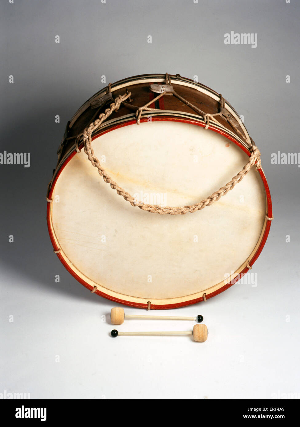 Military marching bass drums hi-res stock photography and images - Alamy