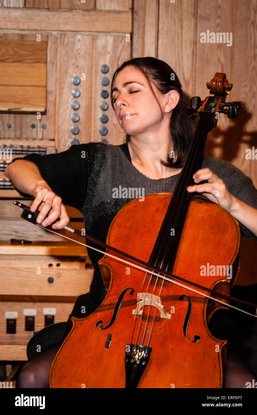 Natalie Clein playing cello during rehearsals at the Turner Sims Concert Hall in Southampton, Hampshire, England Stock Photo