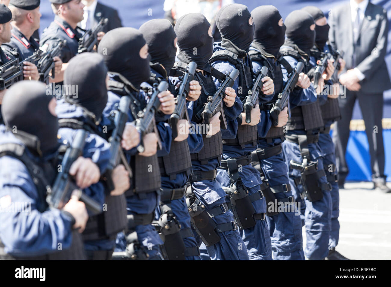 Special police troops hi-res stock photography and images - Alamy