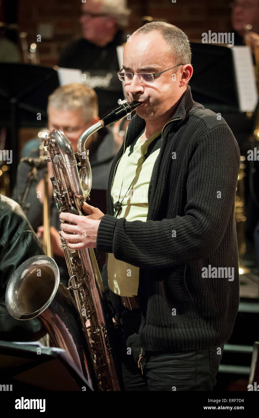 Baritone sax hires stock photography and images Alamy