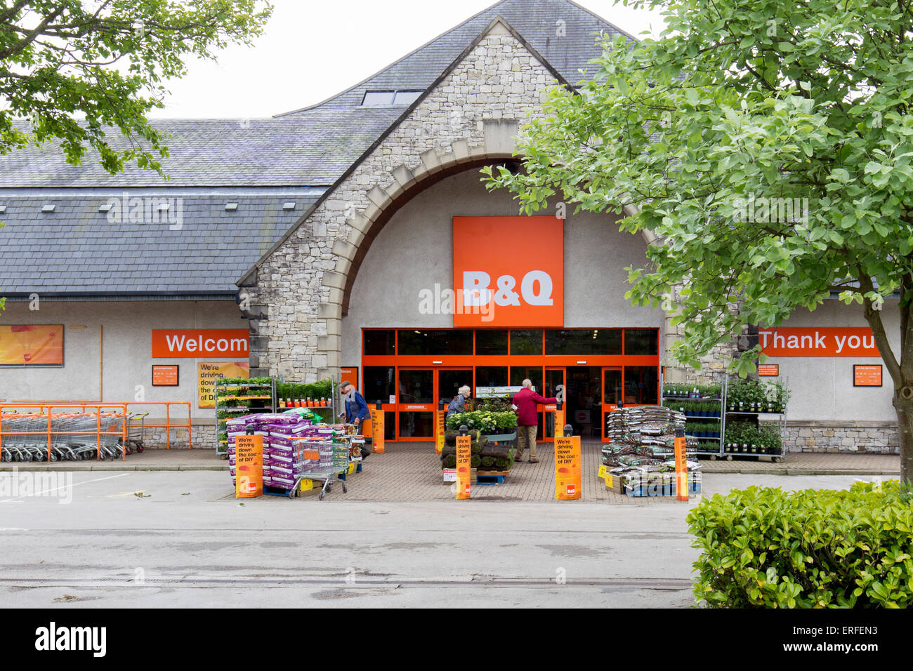 B & Q DIY Superstore Kendal Stock Photo Alamy
