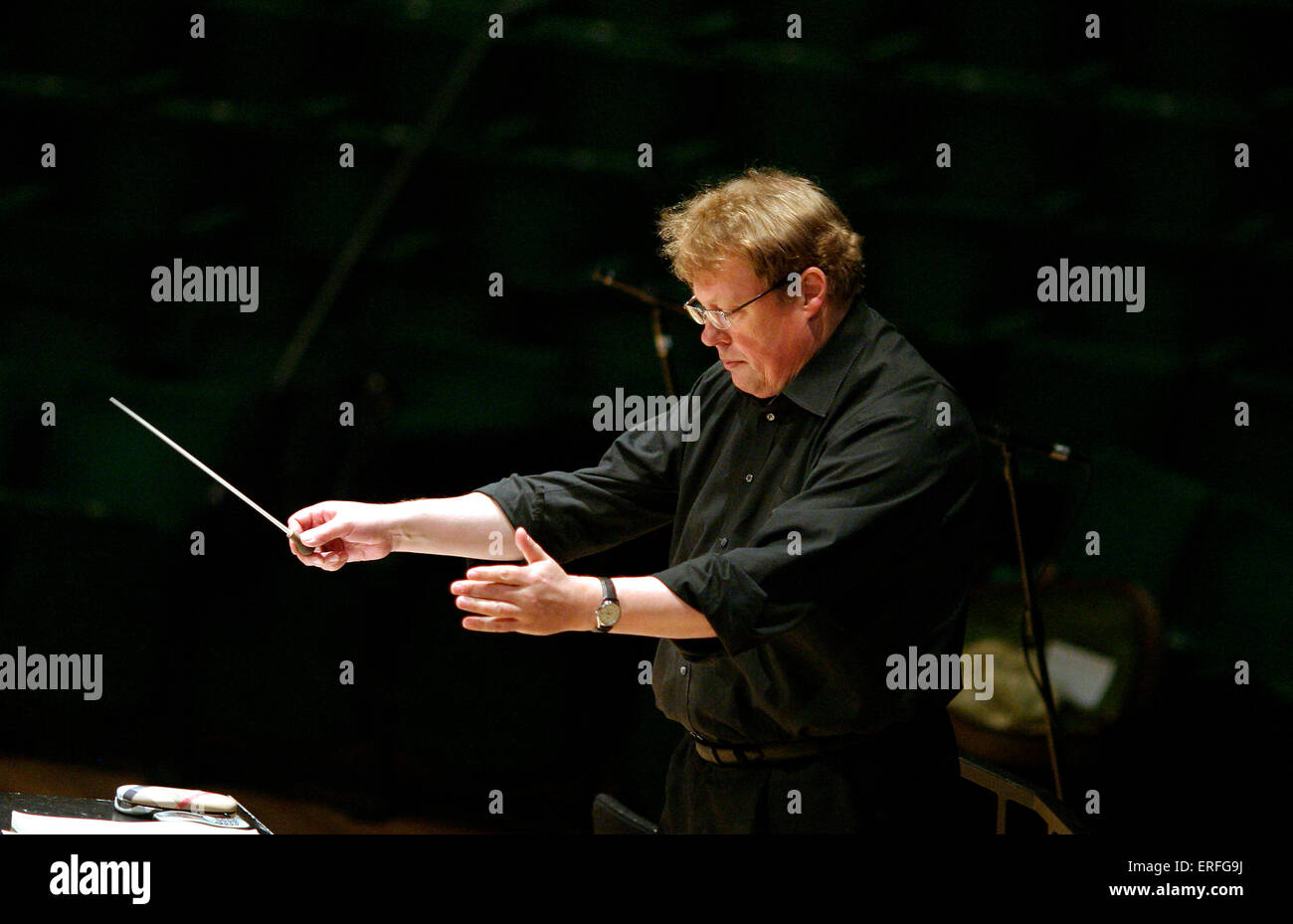 Richard Hickox - in rehearsal at St David's Hall, Cardiff - British conductor b. 5 March 1948 Stock Photo