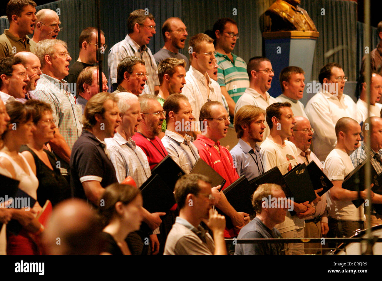 Choir rehearsing. Male vocalists, tenors and basses Stock Photo Alamy