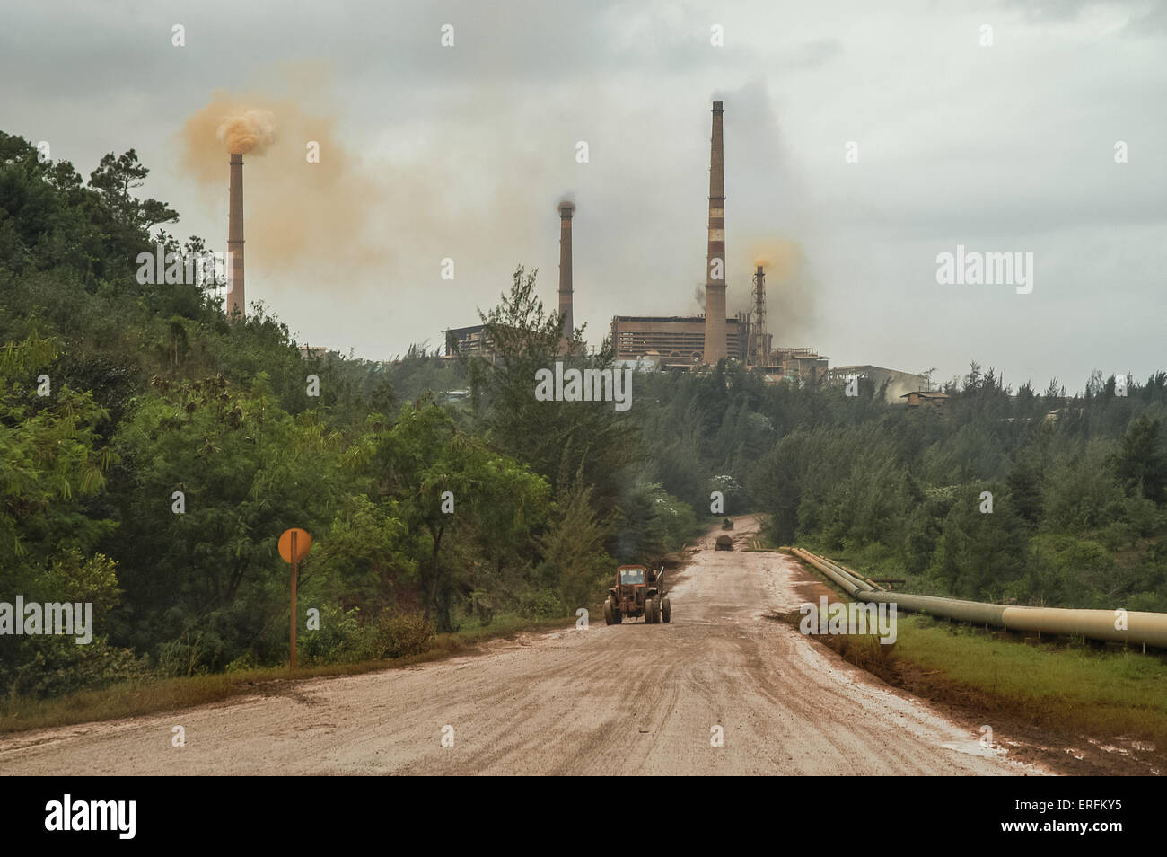 Factory pollution cuba hires stock photography and images Alamy