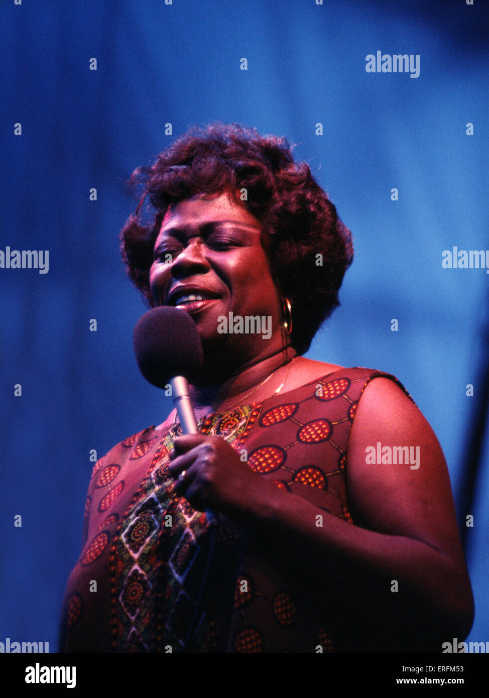 Sarah Vaughan - portrait of the American jazz singer performing at the 1981 Capital Radio Jazz Festival in Knebworth. 27 March Stock Photo