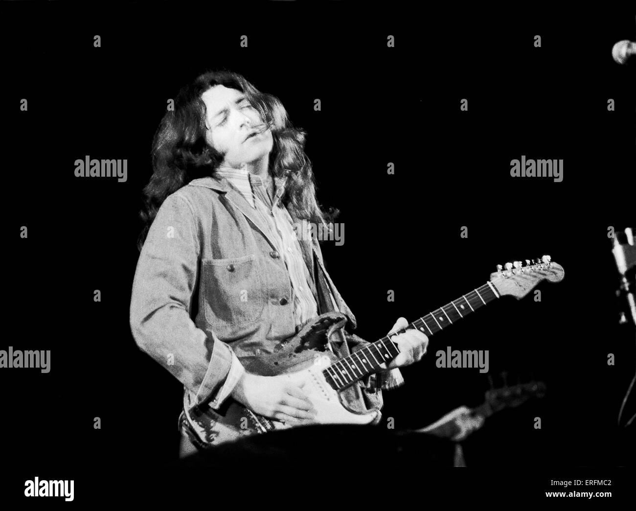 Rory Gallagher - portrait of the Irish blues / rock guitarist performing in London. RG: 2 March 1948 - 14 June 1995. Stock Photo