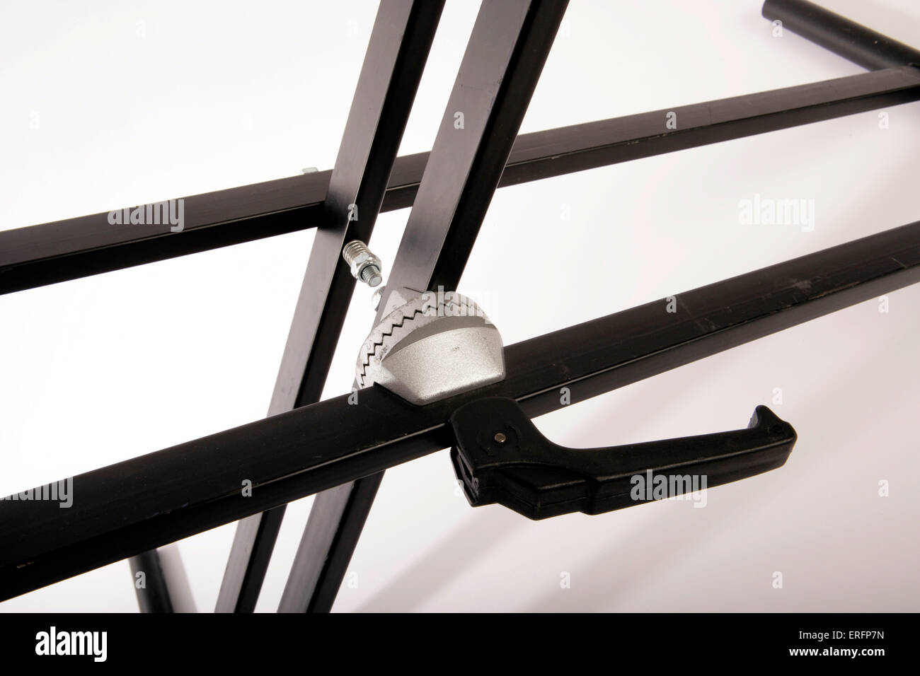 Keyboard stand handle and teeth, part of the locking mechanism Stock