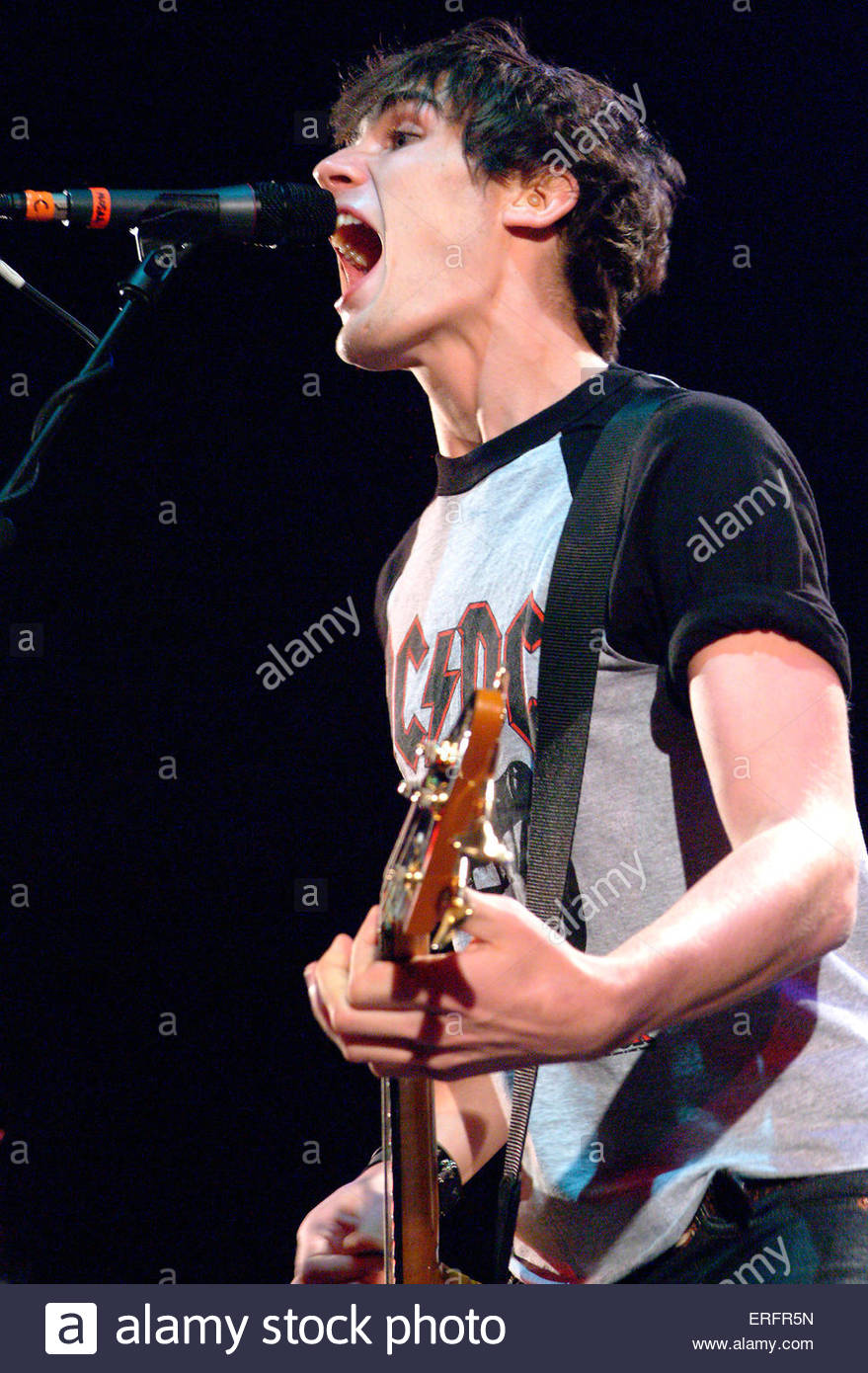 Tyson Ritter 2005 The All American Rejects High Resolution Stock Photography and Images ...