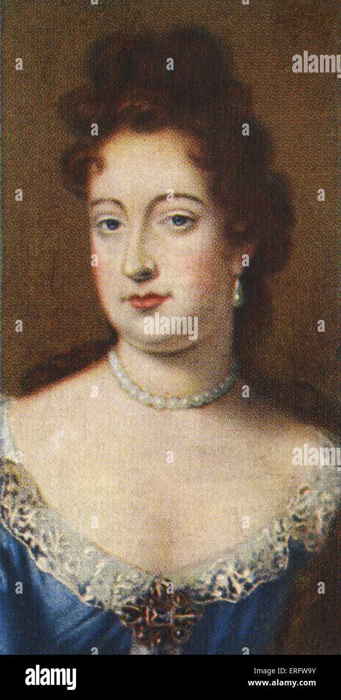 Queen Mary II portrait (Reigned 1688 1694). Queen Mary II and her