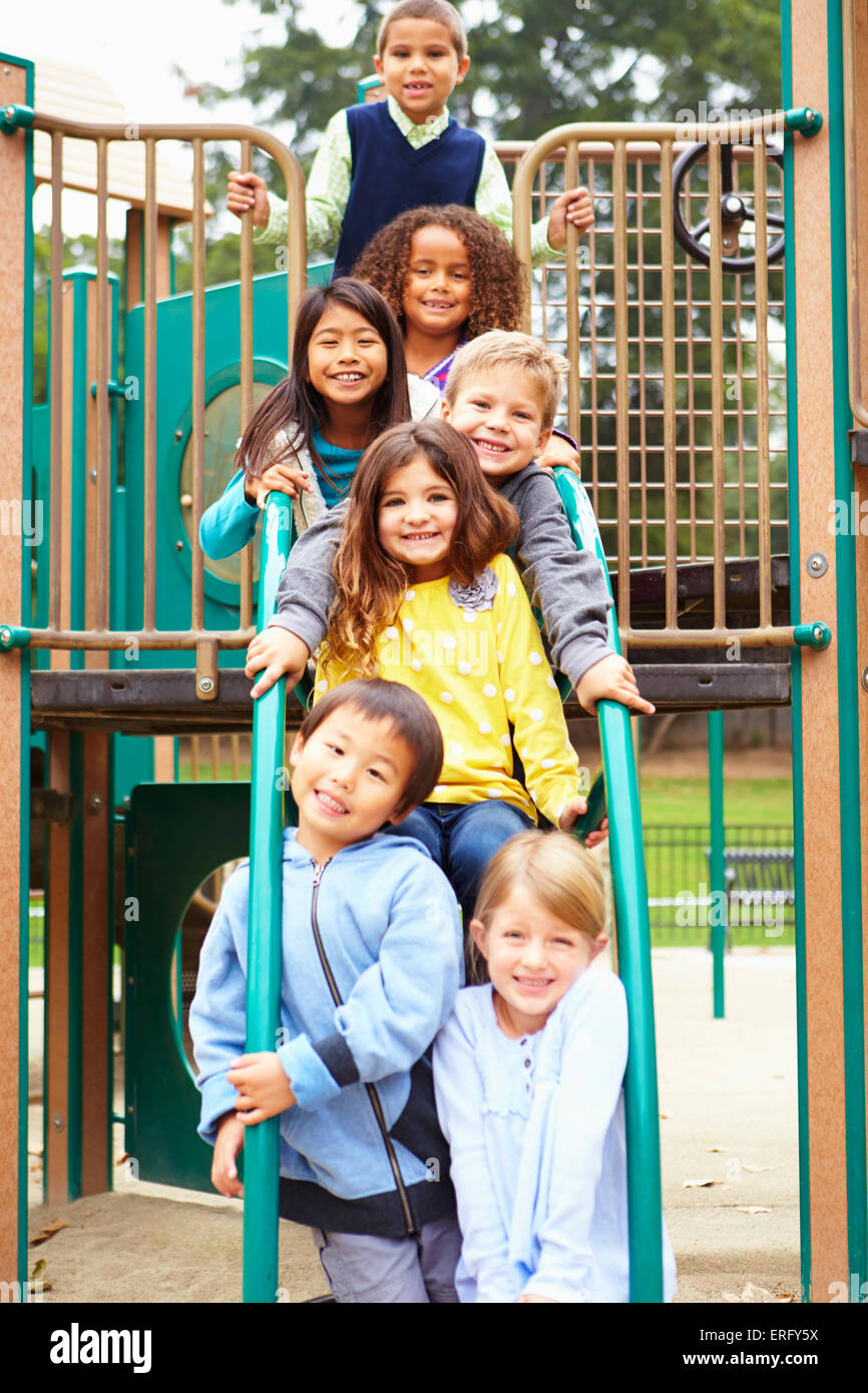 Children playing climbing frame hi-res stock photography and images - Alamy
