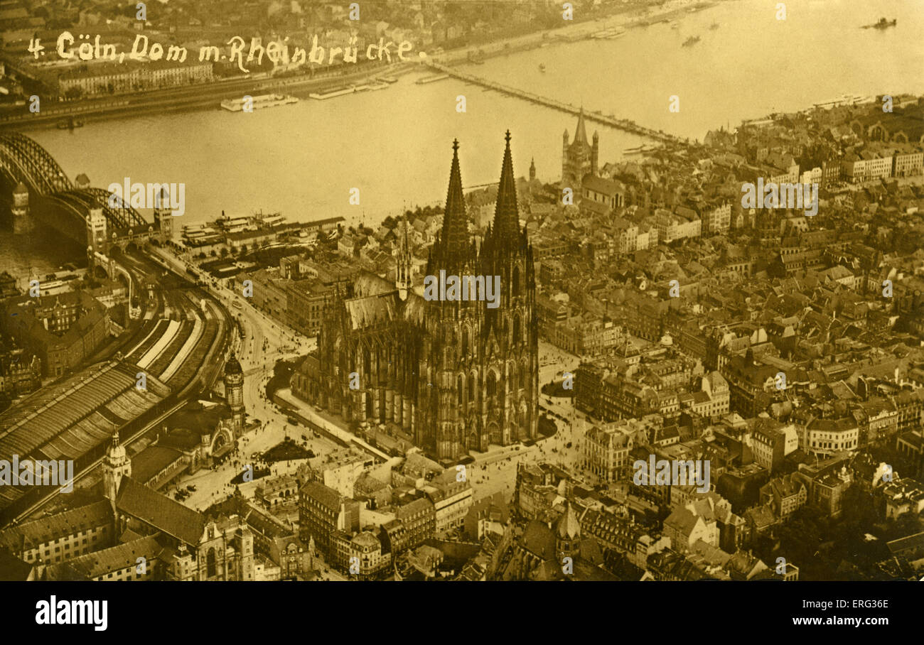 Cologne, Germany, early 20th century. Dom m. Rheinbrucke (Cathedral with  bridge).  Postcard. Stock Photo