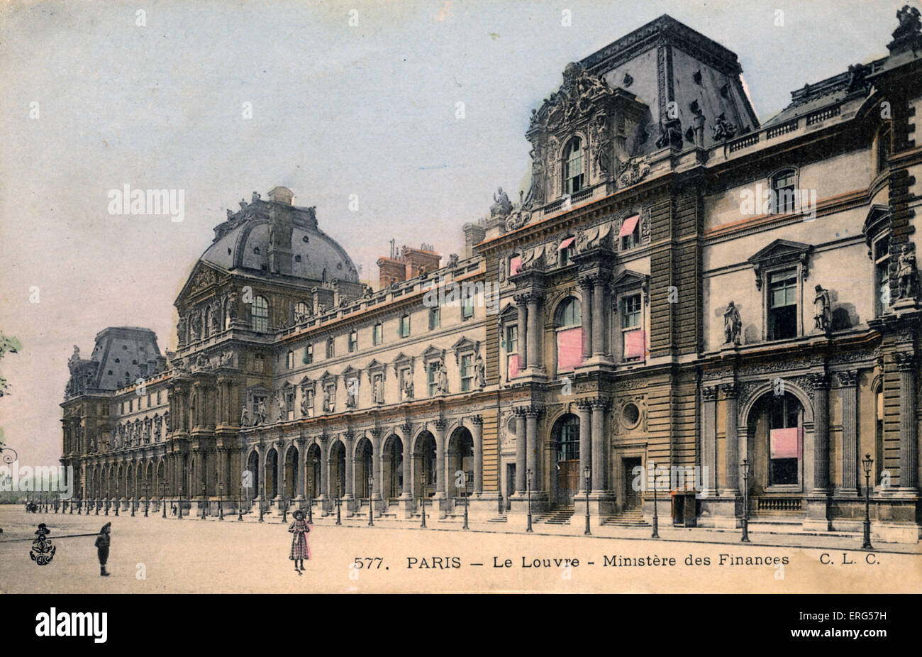 paris-france-le-louvre-ministere-des-finances-the-louvre-ministry-ERG57H.jpg