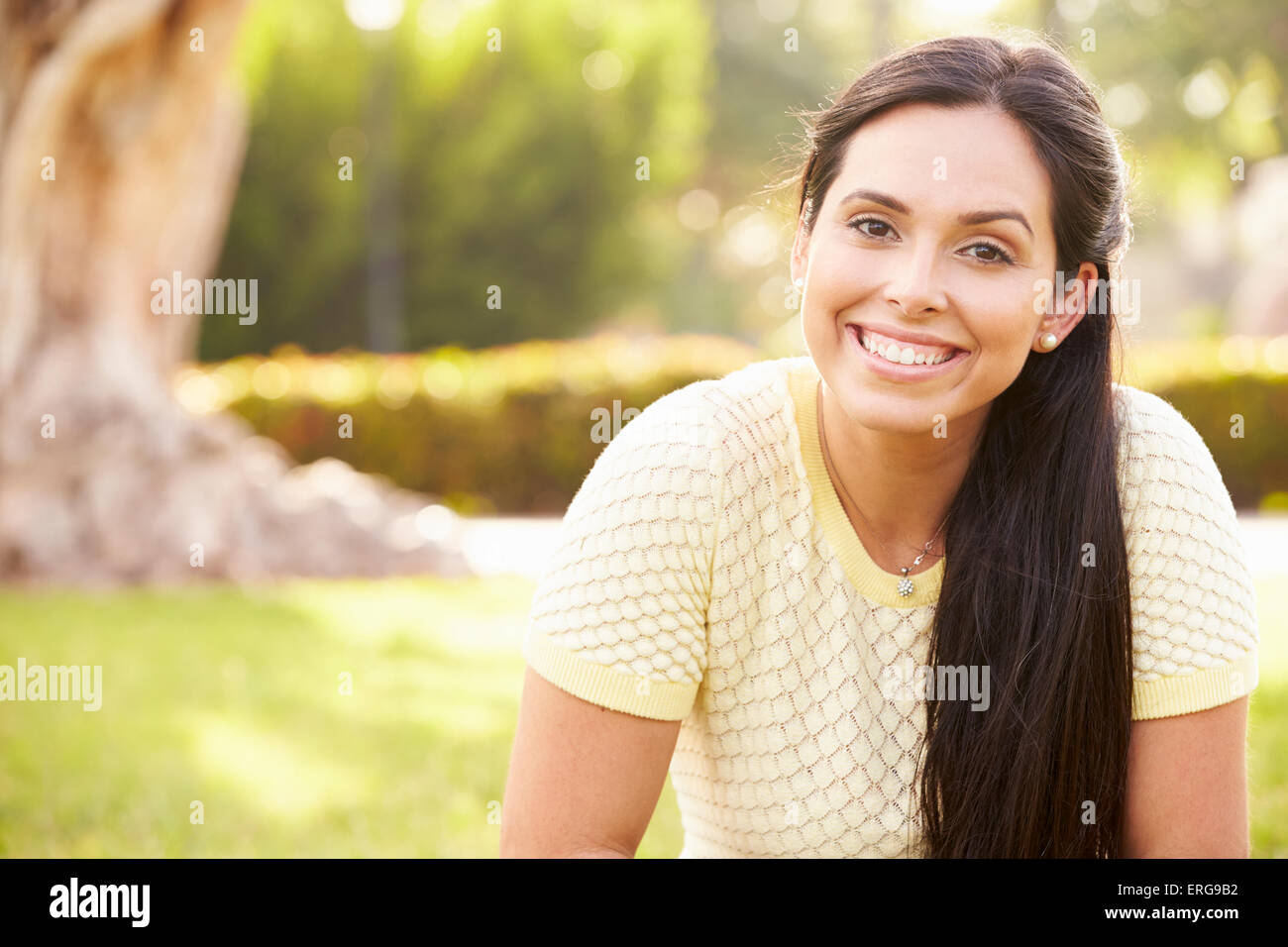 Happy young hispanic woman hi-res stock photography and images - Alamy