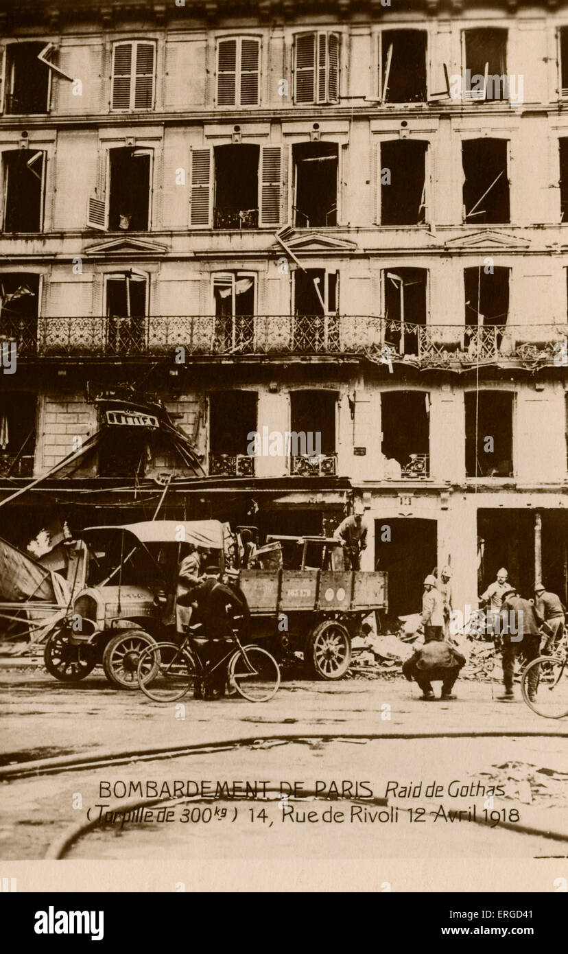 Bombing of Paris, 12 March 1918. During WW1. Showing Rue de Rivoli after a raid by German Gotha bombers ('raid de Gothas'), Stock Photo