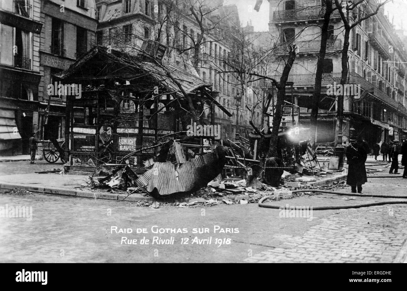 Bombing of Paris, 12 April 1918. During WW1. Showing Rue de Rivoli after a raid by German Gotha bombers ('raid de Gothas'), Stock Photo