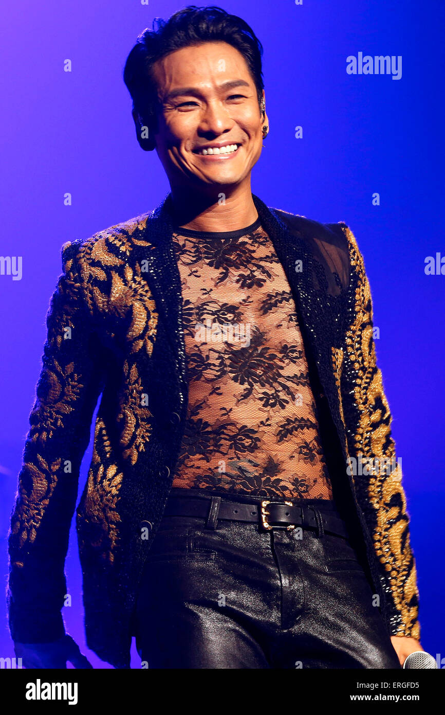 Toronto, Canada. 31 May 2015. Hong Kong singer Alex To performs at Casino  Rama. Joe Kan/EXImages Stock Photo - Alamy