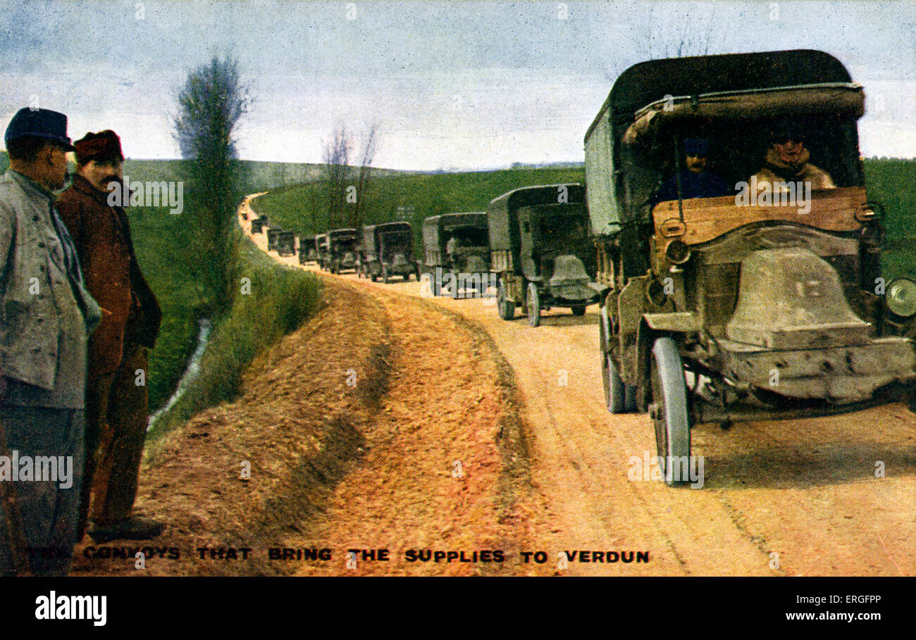 Convoys bringing supplies to Verdun, during World War I. Official photograph of 'La Section Photographique de l'Armée Stock Photo