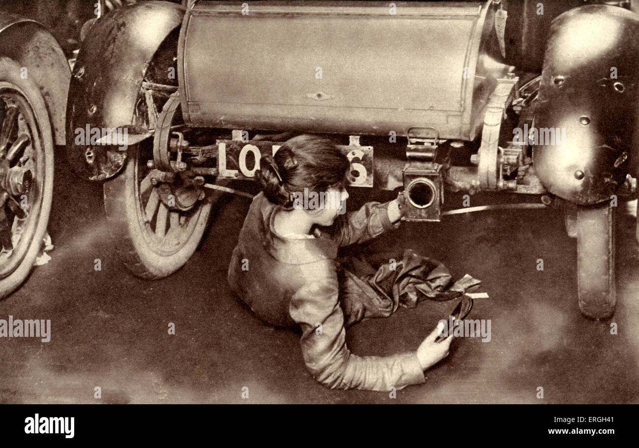 Female mechanic during World War 1. 1916. Stock Photo