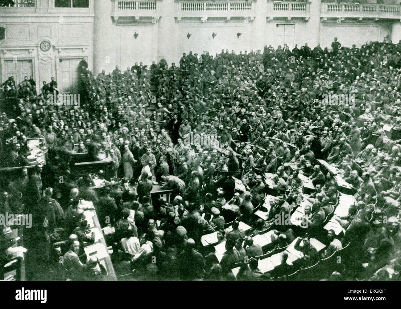 Sovietai The Committee of Workers' and Soldiers' Deputies meeting in the new ...