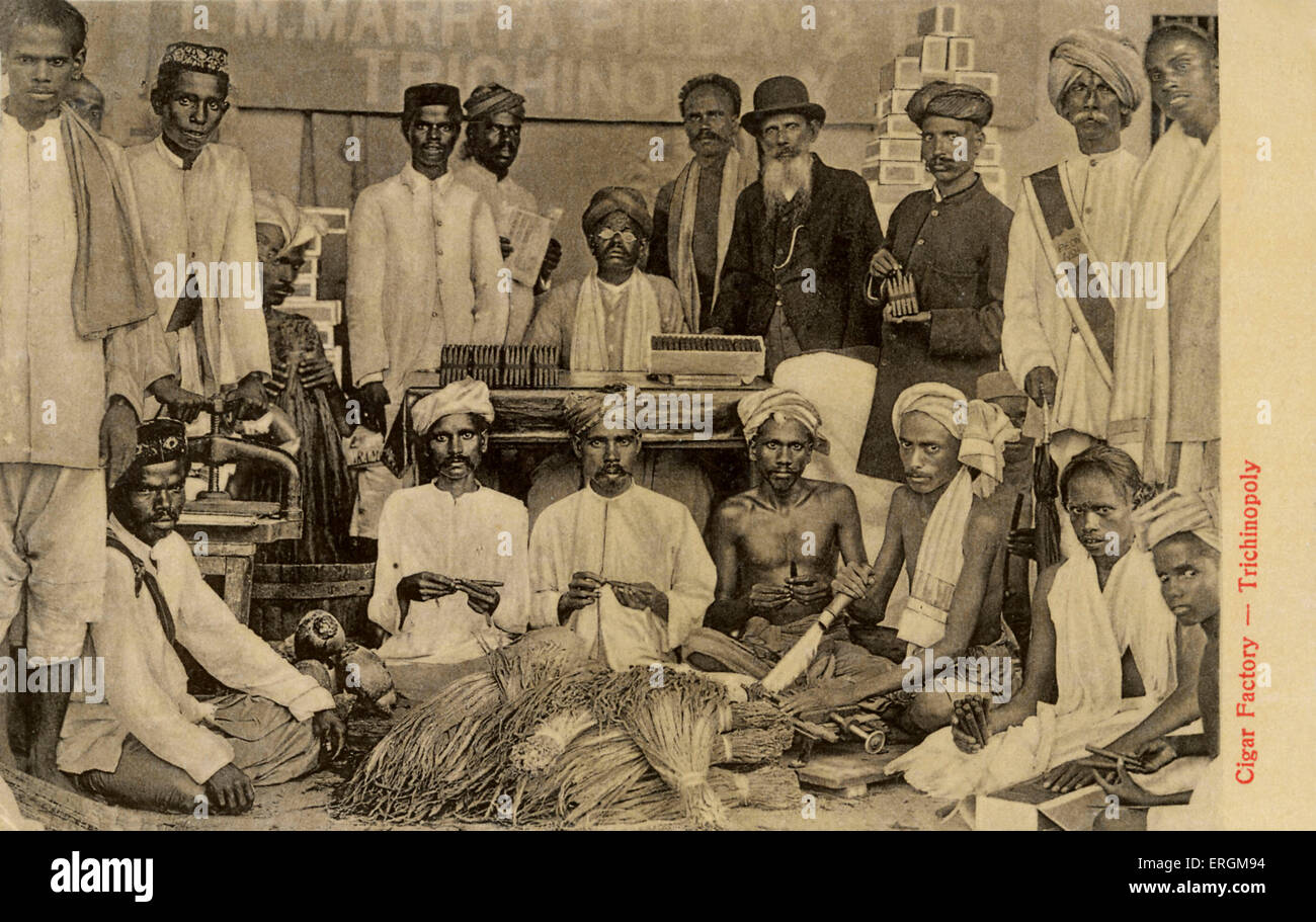 Cigar factory in Trichinopoly, India. Photograph from early 20th century. Trichinopoly was a British ruled district in Tamil Stock Photo