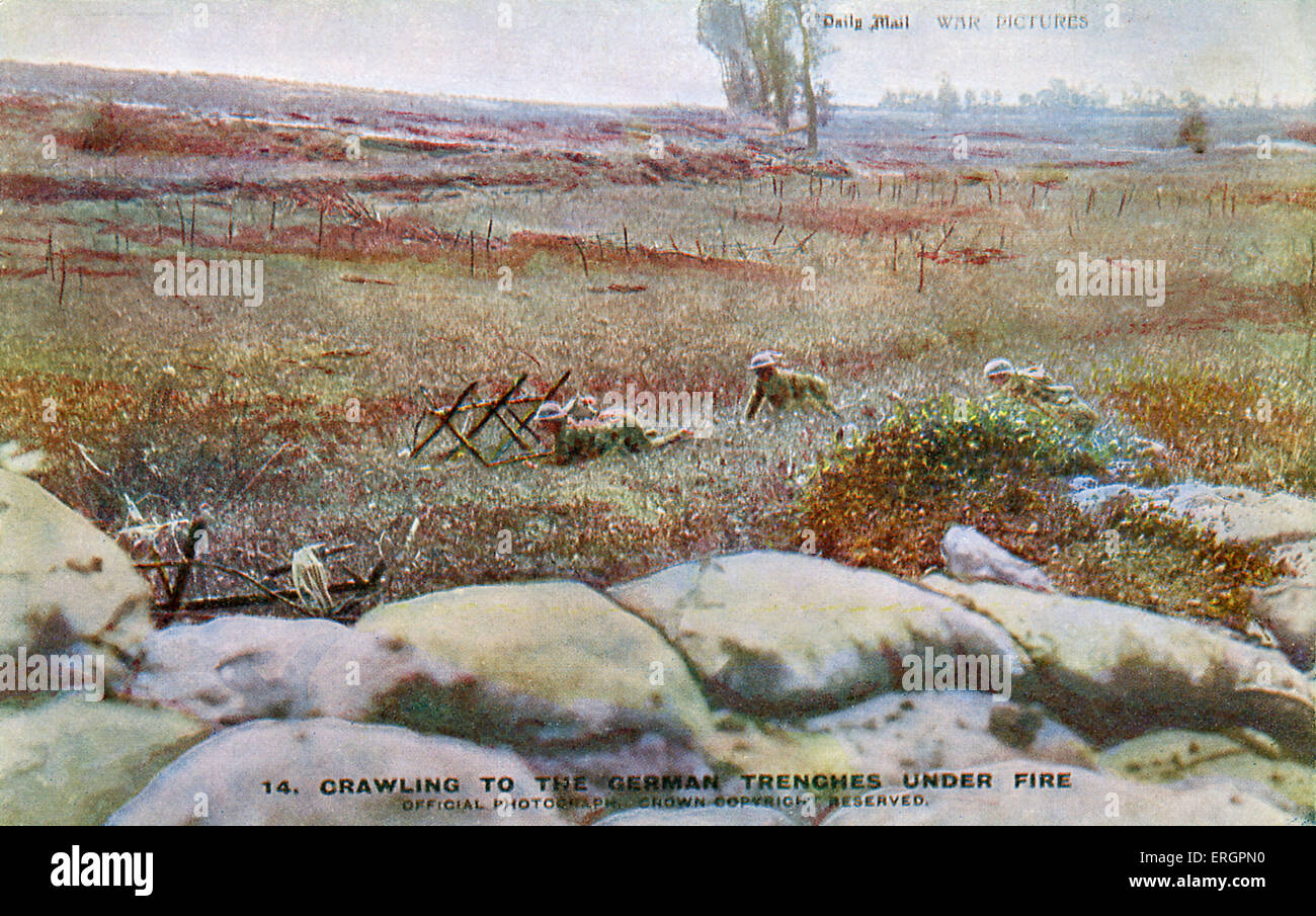 WW1 -  British soldiers crawling across a battlefield. Caption reads: 'The British ' Tommies ' seen in the picture are creeping Stock Photo