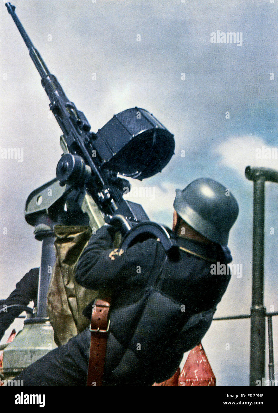 WW2 - Eastern Front. Protection from air attack. Gunner at sea pointing weapon into the sky. Stock Photo