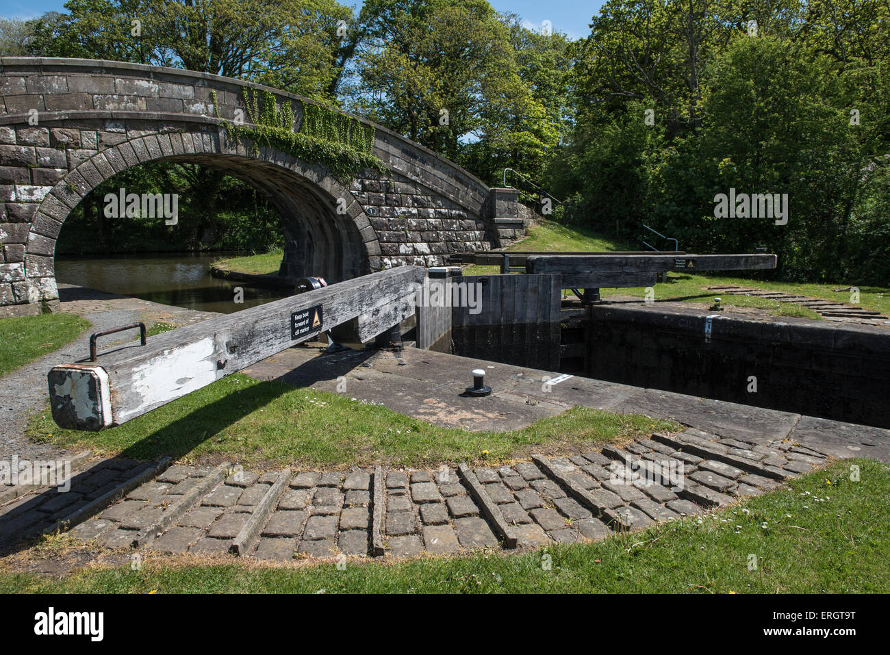 Junction Bridge and lock gates Galgate Stock Photo Alamy