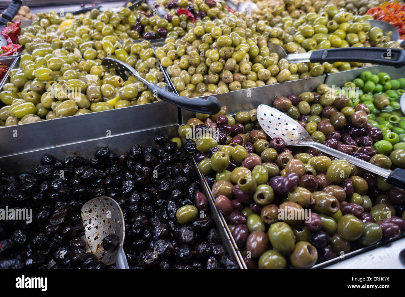 Olive Bar In A Whole Foods Supermarket In New York On Saturday May 30   Olive Bar In A Whole Foods Supermarket In New York On Saturday May ERH0Y8 