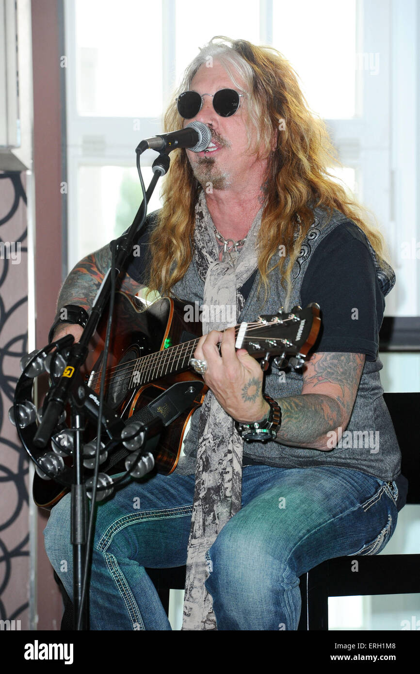 John corabi hi-res stock photography and images - Alamy
