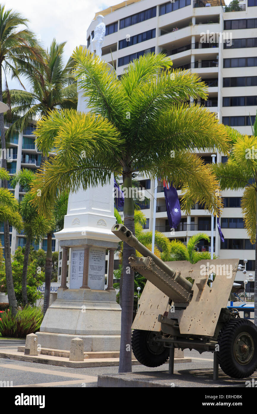 The War Memorial outside the Cairns Returned Service Leagues Club (RSL) on the Esplanade foreshore, Cairns, far north Queensland Stock Photo