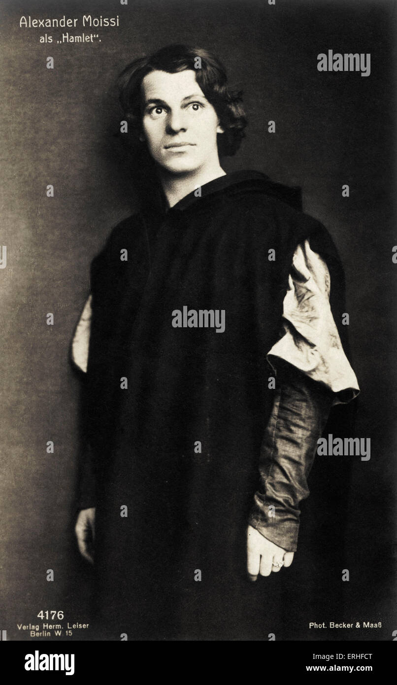 Alexander Moissi, in role as Hamlet by Shakespeare. Italian born German actor and singer, 1879-1935.  Theatre. Photo Becker & Stock Photo