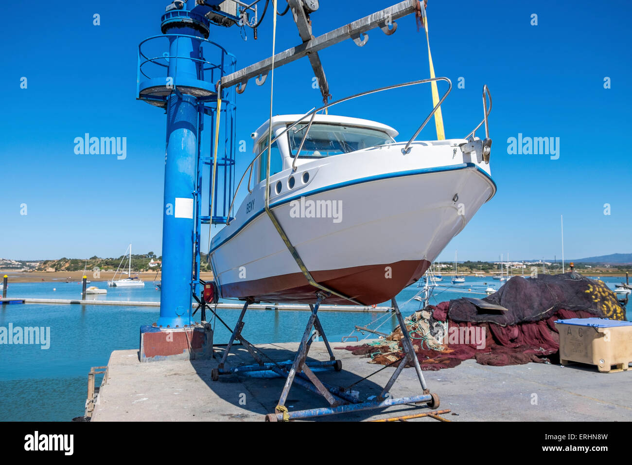Engine Lifted Out Of The Water Hi Res Stock Photography And Images Alamy