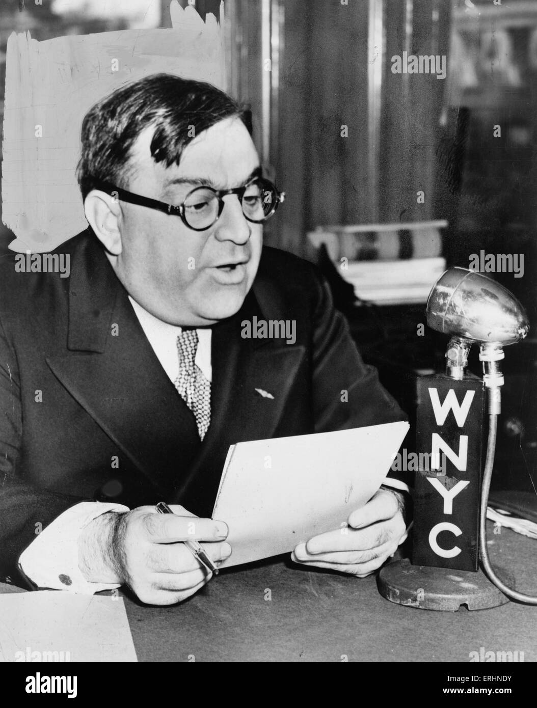 FIORELLO H. LA GUARDIA (1882-1947) American politician as Mayor of New York making a radio broadcast on 23 March 1940. Photo Fred Palumbo Stock Photo