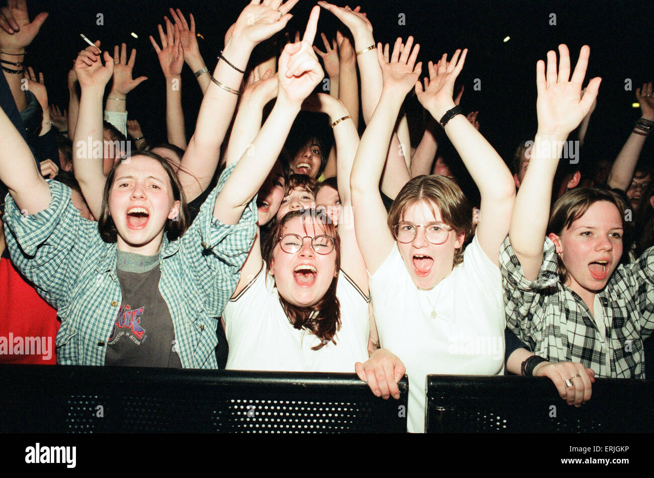 Pulp play the Clickimin Centre, Shetland, 13th August 1996. Fans and Supporters. Stock Photo
