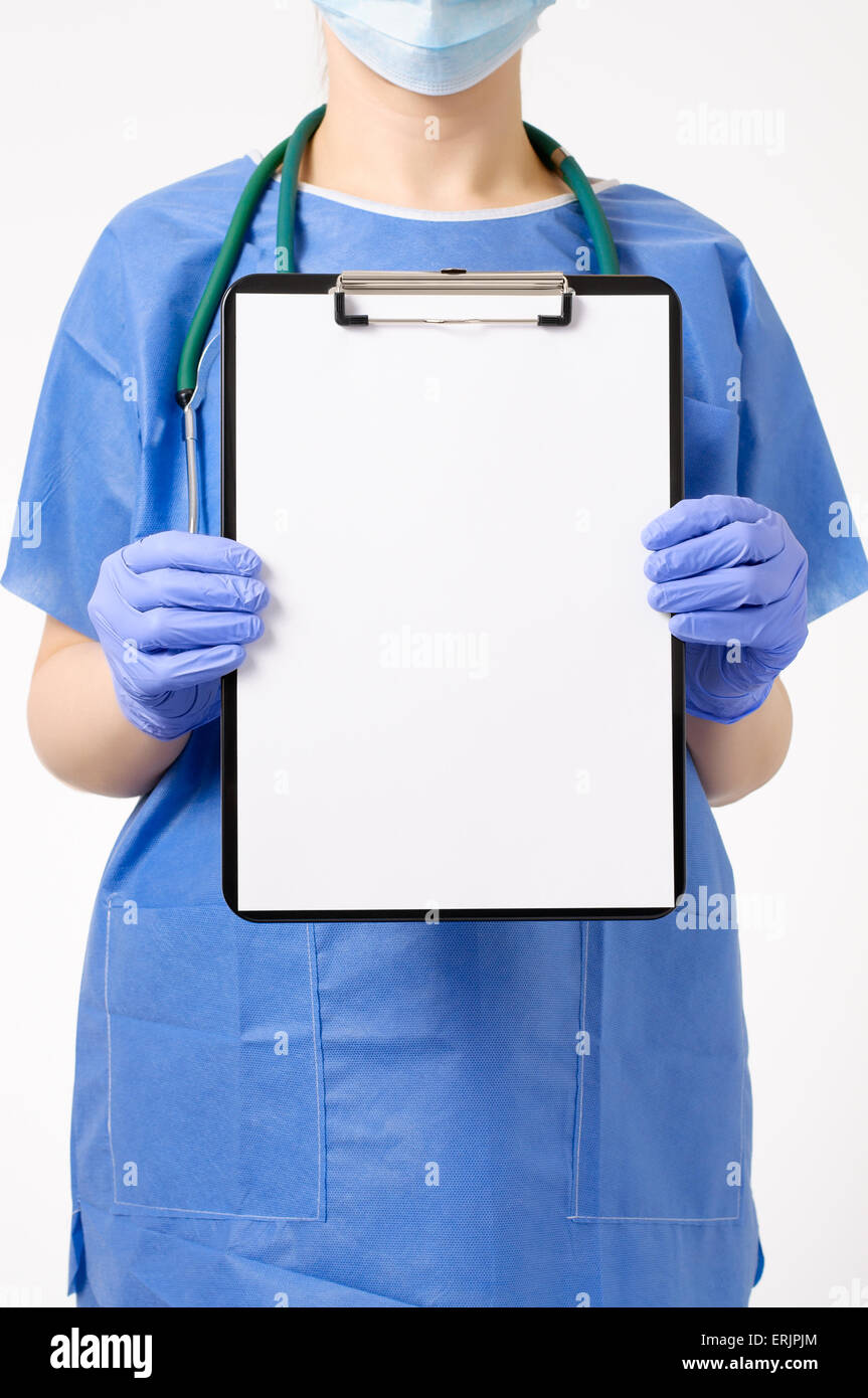 Doctor with a clipboard hi-res stock photography and images - Alamy