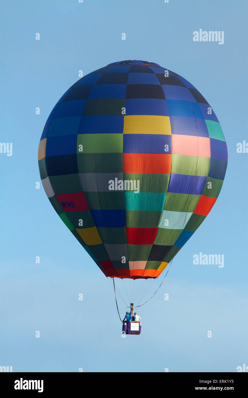 "Whiskey" hot air balloon, Balloons over Waikato Festival, Lake Rotoroa