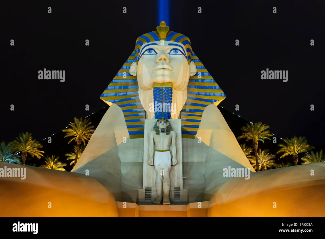 Sphinx pyramid and palms, night scene, Luxor Las Vegas Hotel, Casino, Strip, Las Vegas, Nevada, USA Stock Photo